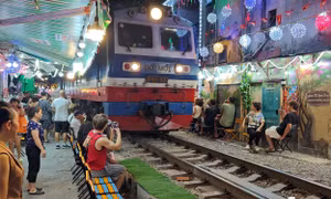 Thêm cảnh báo về cà phê đường tàu 