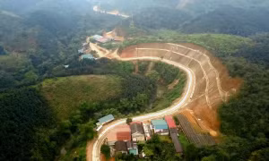 Lào Cai: Chính quyền tăng cường mở đường, dân hưởng ứng, hiến hàng chục héc-ta đất