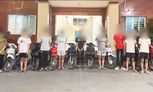 Triệu tập thêm 17 'quái xế' lạng lách, đánh võng trước Sân vận động Mỹ Đình