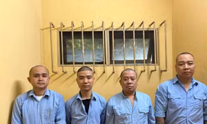 Công an Hà Nội triệt phá ổ nhóm đánh bạc trên 'bong88'