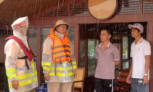 CSGT đường thuỷ chủ động ứng phó với bão số 10