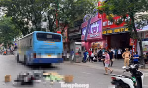 Hà Nội: Tai nạn giao thông trên đường Xuân Thủy, một cô gái tử vong tại chỗ