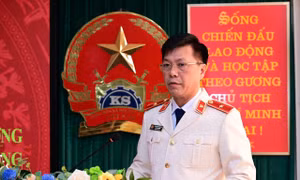 Ông Lý Văn Huấn giữ chức Viện trưởng Viện kiểm sát nhân dân tỉnh Tuyên Quang