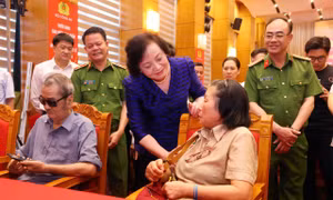 Phó Thủ tướng Phạm Thị Thanh Trà: Tìm kiếm, xác định danh tính liệt sĩ là nhiệm vụ thiêng liêng