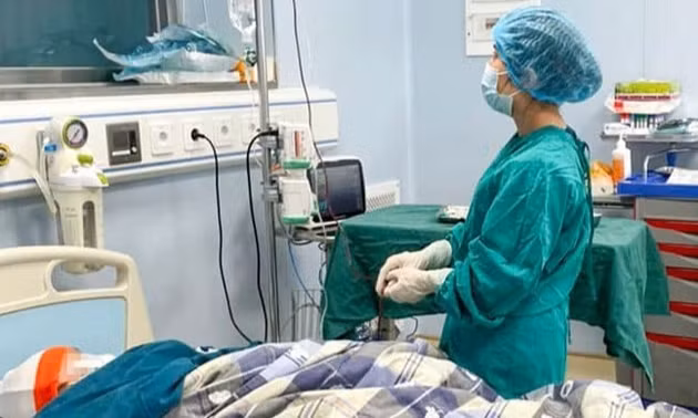 Hai lần chiến thắng ung thư hiếm gặp của cậu bé 7 tuổi