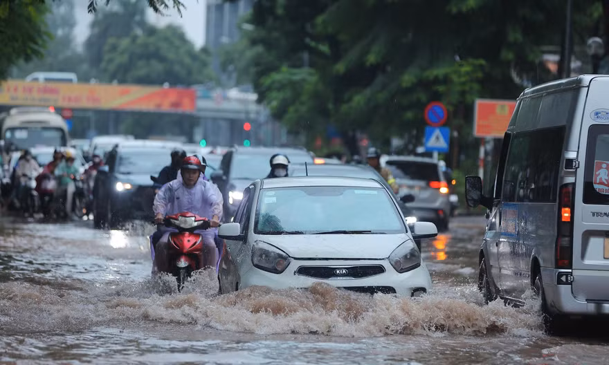 Hà Nội: Chiều 17/9, nội đô vẫn còn 19 điểm ngập úng