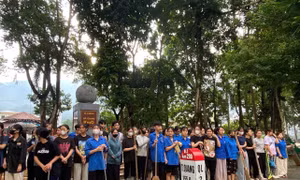 Đoàn viên, thanh niên chung tay giúp người dân vượt qua khó khăn sau mưa bão