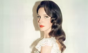 Lana Del Rey âm thầm hoàn thành cùng lúc hai album, khi nào mới phát hành?