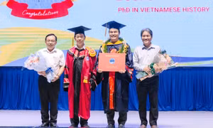 Cả nước có 95.198 giảng viên đại học, hơn 36% có trình độ tiến sĩ