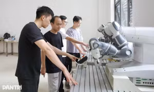 Đề xuất: Học viên thạc sĩ nhận học bổng Chính phủ không làm việc toàn thời gian