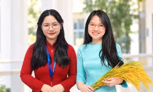 Hai thủ khoa GPA 4.0 được nhà trường tuyển dụng ngay sau tốt nghiệp