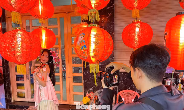 Phố lồng đèn mùa Trung Thu 2026: Thu hút bạn trẻ tham quan, tìm về các giá trị truyền thống