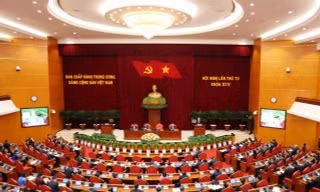 Trung ương thảo luận về chiến lược quốc gia thu hút và trọng dụng nhân tài
