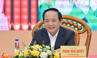 Giới thiệu Trưởng Ban Tuyên giáo và Dân vận Trung ương ứng cử đại biểu Quốc hội