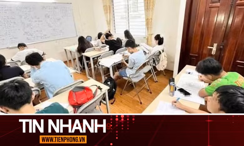 TIN NHANH: Giáo viên dạy thêm 'chéo môn' cho học sinh của mình: Bộ GD&ĐT nói gì?