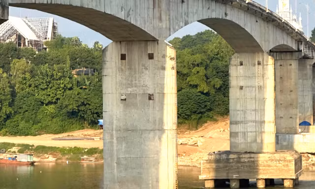 Sửa cầu Sông Lô vỡ tiến độ, nhiều hạng mục chưa triển khai 