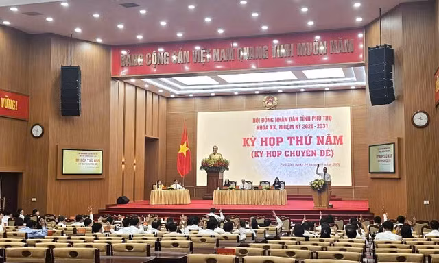 Bãi nhiệm Phó Chủ tịch UBND tỉnh Phú Thọ Nguyễn Huy Ngọc