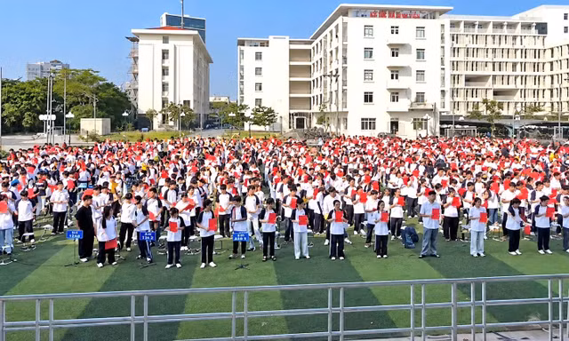 Phú Thọ huy động gần 5.000 người cổ vũ Lý Thái Dương thi chung kết Đường lên đỉnh Olympia