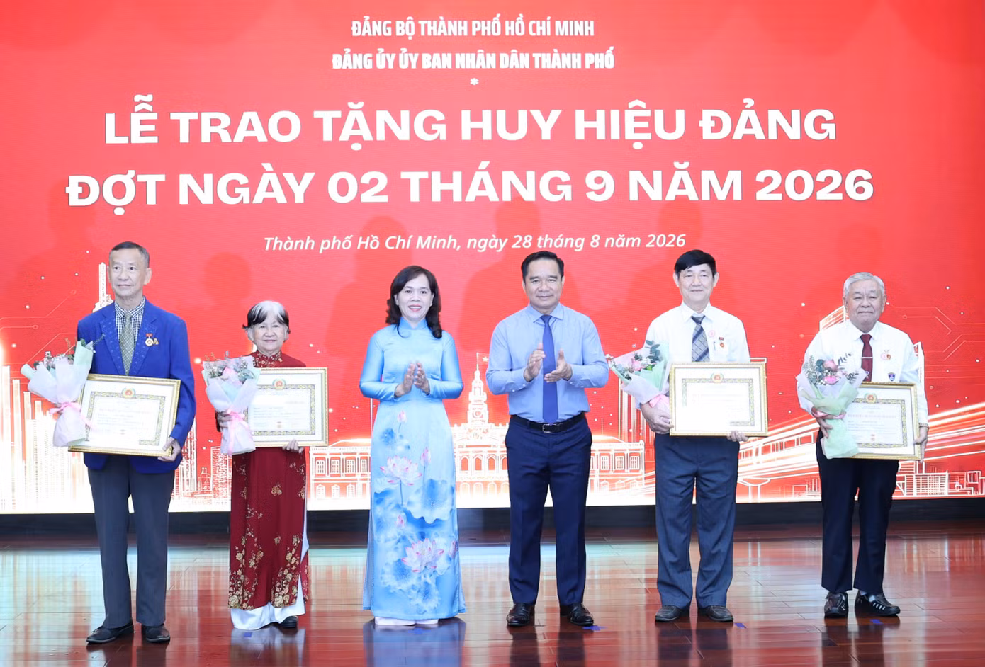 2t8a2510.jpg