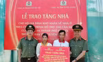 Công an Thủ đô 'về nguồn', hỗ trợ xóa nhà tạm tại Tuyên Quang