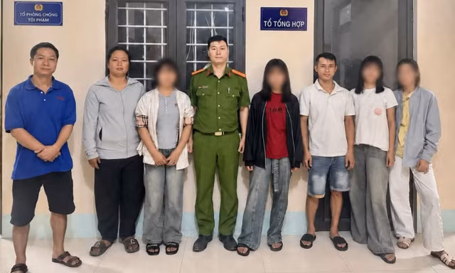 Công an ngăn chặn 4 thiếu nữ ở Tuyên Quang tự ý bỏ nhà đi làm thuê ở Hà Nội