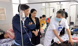 Gia tăng số ca nhập viện nghi ngộ độc ở Quảng Trị