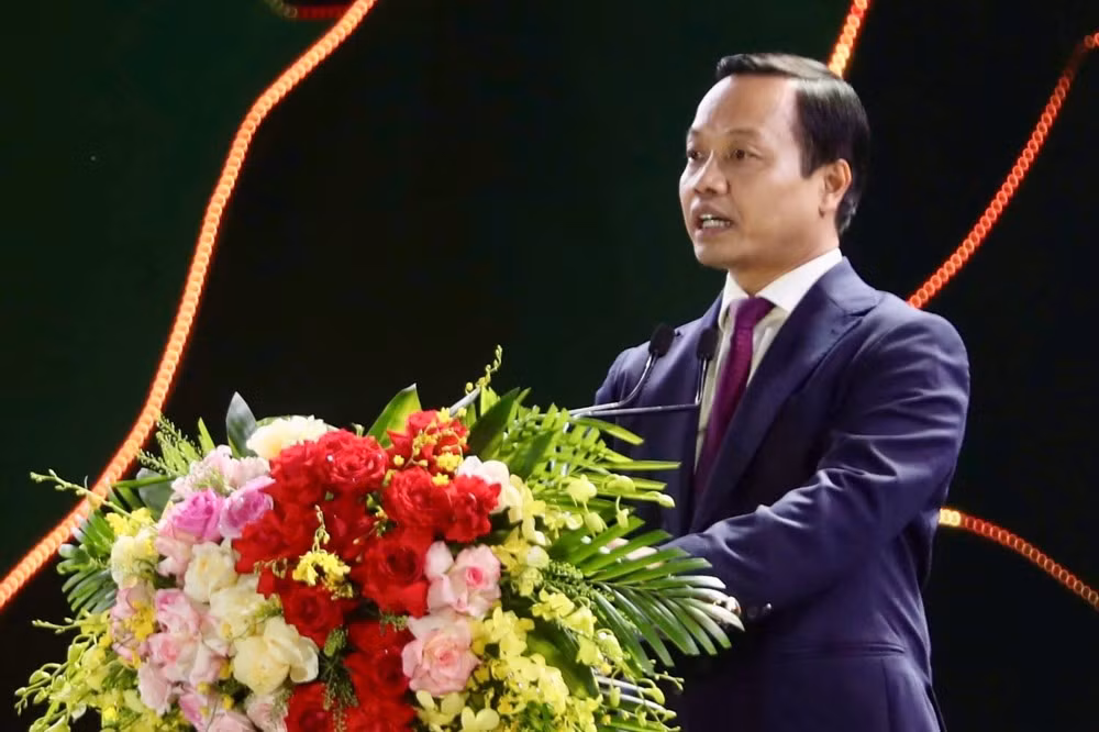 anh-12-yhld.jpg