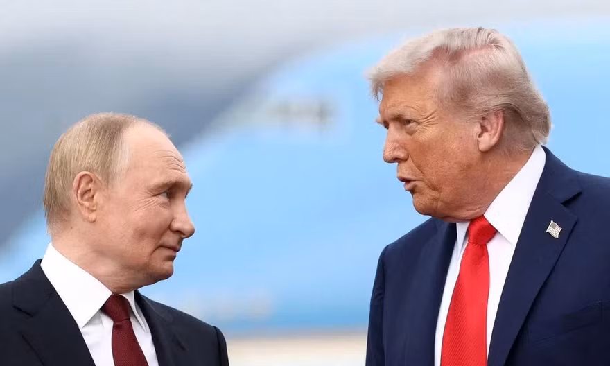 Tổng thống Mỹ Trump hứng chỉ trích trước thềm bầu cử vì liên tục nới lỏng trừng phạt Nga