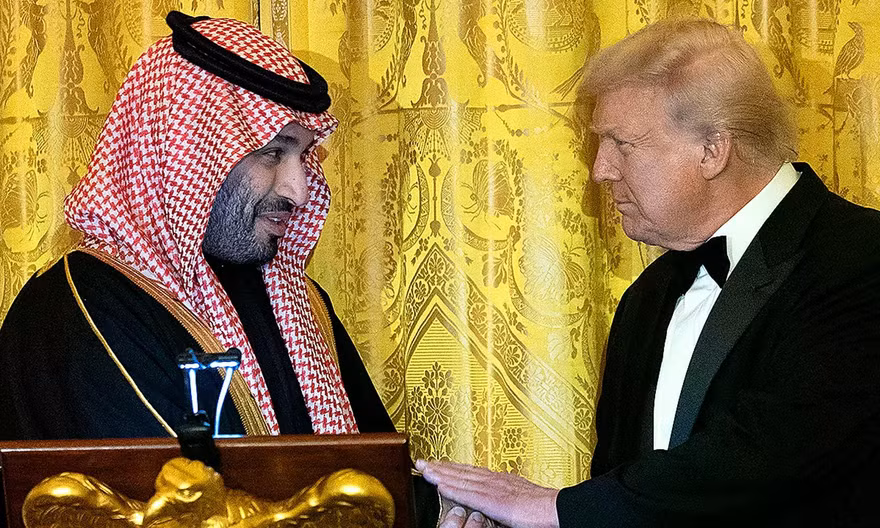 Tổng thống Trump: Mỹ cân nhắc tham chiến cùng Ả-rập Xê-út để đối phó Houthi