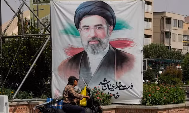 Lãnh tụ tối cao Iran tuyên bố Mỹ sẽ bị đẩy khỏi Trung Đông sau khi hứng đòn đau
