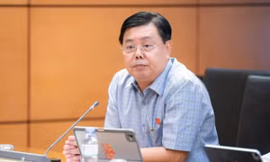 Bộ trưởng Nội vụ kể chuyện cháu nhỏ mong giữ tên trường khi sáp nhập