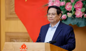Thủ tướng: Không để thiếu xăng dầu, thiếu điện, thiếu năng lượng