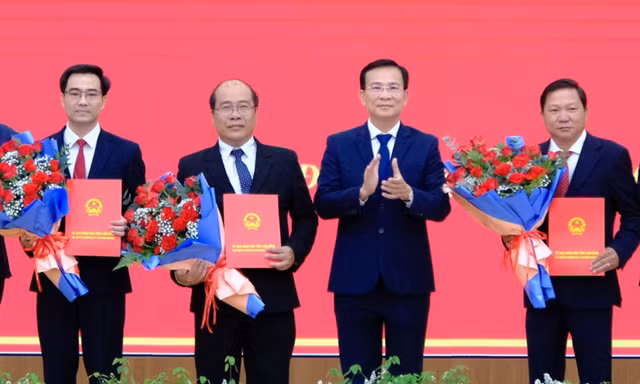 Lâm Đồng điều động, bổ nhiệm nhiều cán bộ
