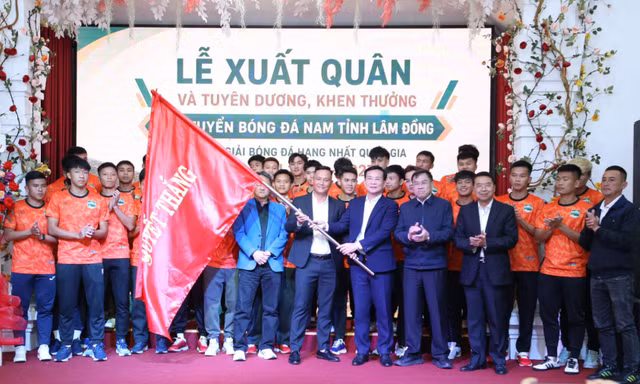 Bóng đá Lâm Đồng trở lại Hạng Nhất, đặt mục tiêu trụ hạng