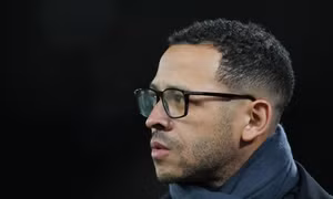 Chelsea trải qua chuỗi trận tệ nhất thế kỷ, HLV Rosenior thừa nhận sự thật đau lòng