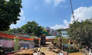 Nhiều trường mầm non ở Thái Nguyên tan hoang, bùn đất phủ kín sau bão lũ
