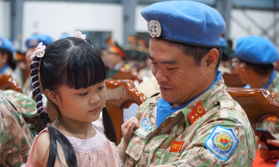 Ngày đoàn tụ của những người lính mũ nồi xanh trở về từ Nam Sudan