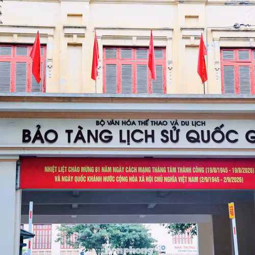 'Đường đi' của 80 m2 đất vàng Bảo tàng Lịch sử quốc gia vào tay con trai nguyên giám đốc