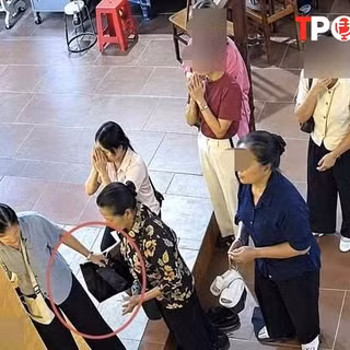 NÓNG 14/9: Công an xác minh vụ nghi dàn cảnh móc túi tại đền Phấn Động ở Bắc Ninh