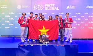 Dùng văn hóa làm cầu nối, học sinh Việt Nam giành Huy chương Bạc cuộc thi Robotics quốc tế 