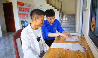 Về xã 'ứng cứu' công nghệ thông tin