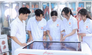 Sinh viên ngành Y khoa, Trường ĐH Đại NamẢnh: NTCC