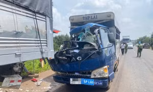 Toàn cảnh xe tập lái, ẩn họa với người đi đường