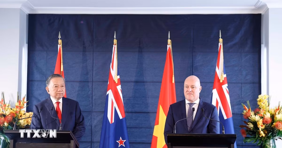 ttxvn-tong-bi-thu-chu-tich-nuoc-to-lam-va-thu-tuong-new-zealand-gap-go-bao-chi-1.jpg