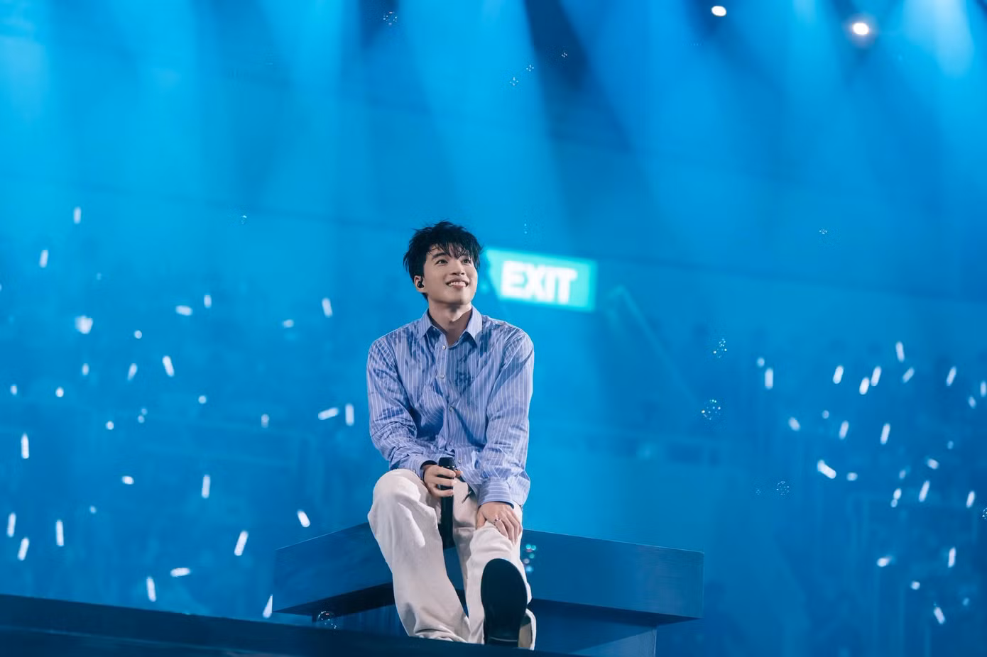 Ở concert cá nhân đầu tiên, HIEUTHUHAI có thể tập trung phần lớn nguồn lực cho nghệ thuật và trải nghiệm khán giả, trong khi DatVietVAC đảm nhiệm hạ tầng sản xuất, vận hành, thương mại và phân phối phía sau.