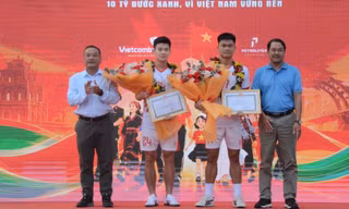 Hai cầu thủ Đắk Lắk được vinh danh sau kỳ tích ASEAN Cup