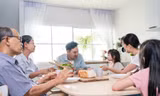 Tuổi thọ tăng, người Việt chuẩn bị sớm hơn cho một tuổi già độc lập