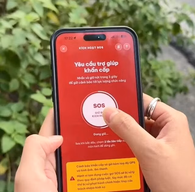 Bấm nút SOS trên iHanoi, kết nối công an trong 3 giây 