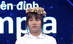 Nữ sinh tiếc không bấm chuông sớm, giành vòng nguyệt quế Olympia với điểm số cách biệt