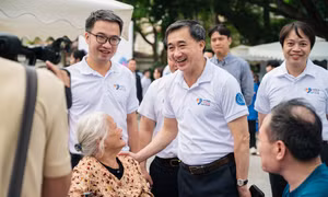 Thầy thuốc trẻ dùng AI khám, tư vấn phòng, chống đột quỵ